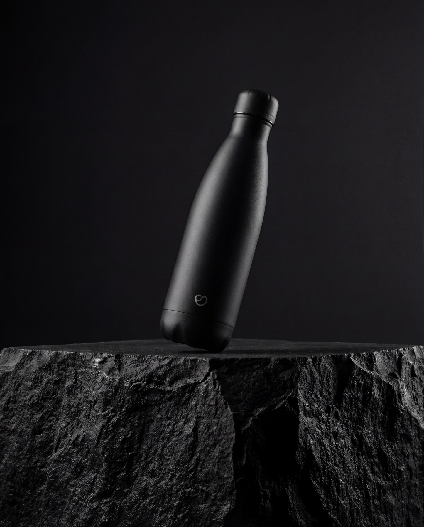 Mono Black Thermosflasche Schwarz mit Deckel - 500ml